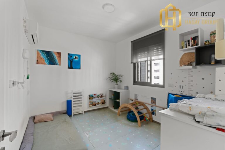 f6414732-7203-4443-a291-e5ca783617aa