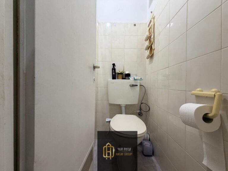 cf8d46de-c1ab-4f2f-8bed-dae5b8bf771a