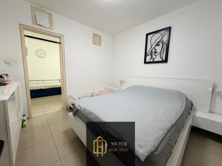 18e3e6f3-7ee7-4a37-a9f0-9f37c88f3eb8