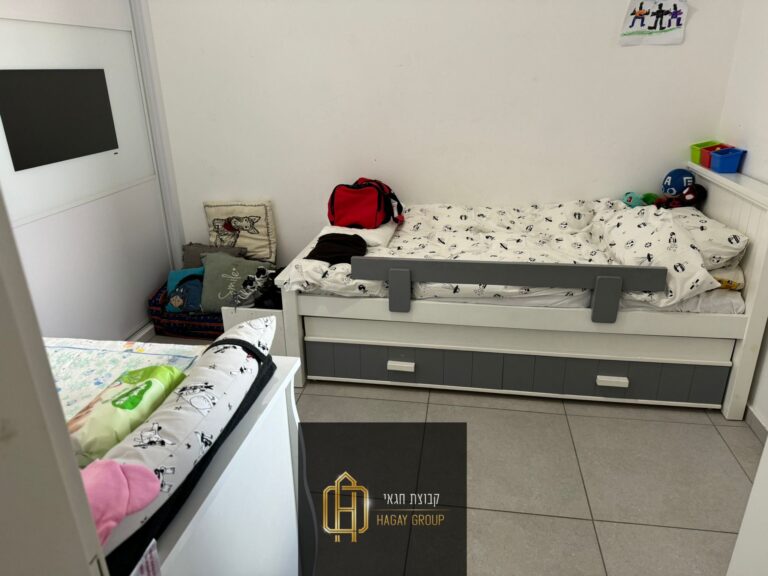 65ea0e05-9199-43c3-894b-ca9b28dfd2fc