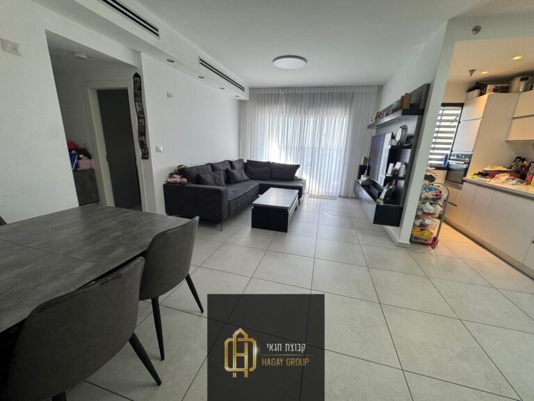 8ac3bfb2-ef07-4ca2-8a72-319cb2aaef88 (1)