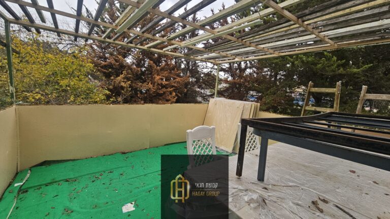 01e037af-c2f1-47d0-9c31-3b720817a3d4