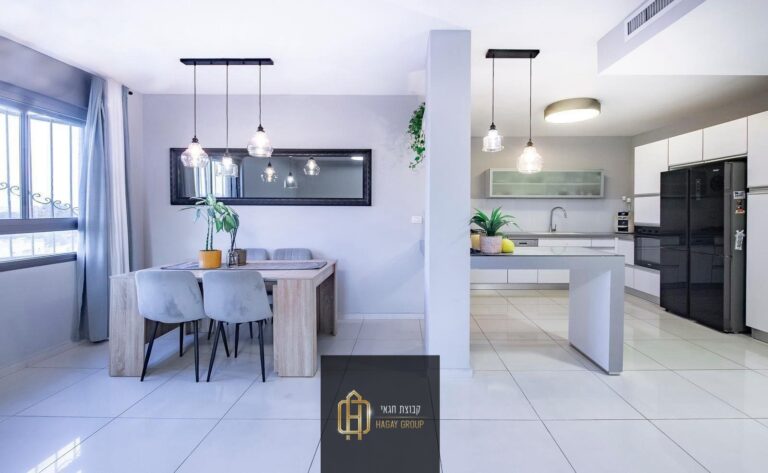 00a5ef78-f584-4c80-9d71-a9ac25ba61d9