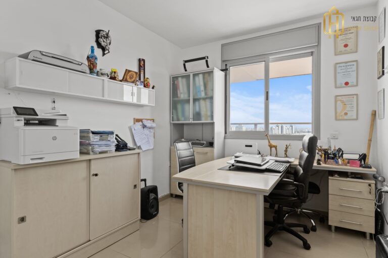 34232b4d-87fb-43f9-a9a4-ca4d79f2fbe1