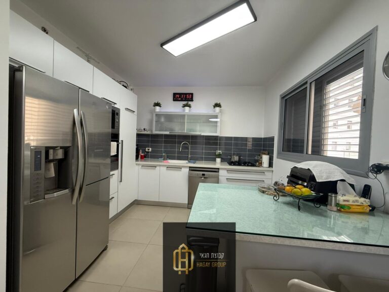 3a9157d6-8109-447e-be73-b572d65a57ae