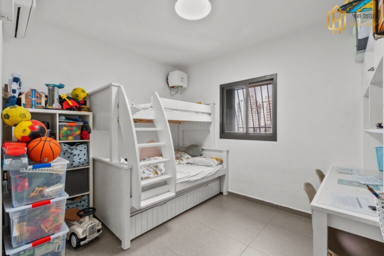 576c7789-f769-4f62-b5a0-995f50d16e43