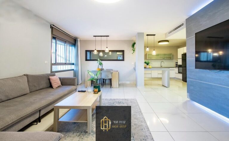 8a50e3dc-8def-4279-b4c2-2a74b84dd78b