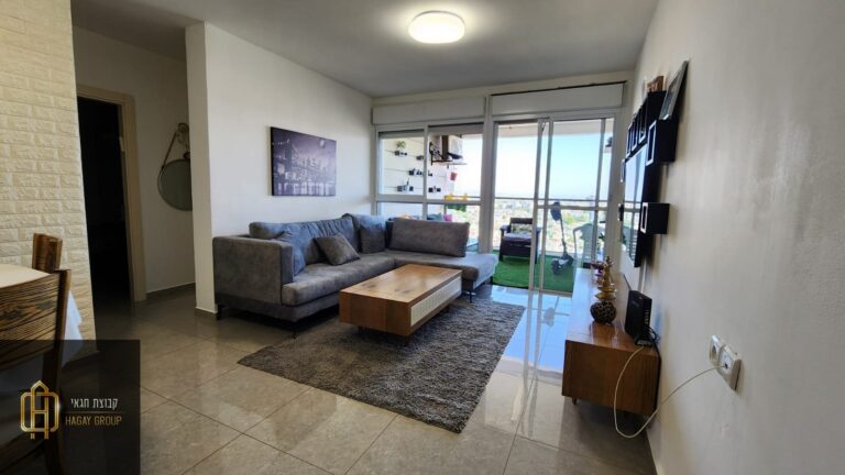 8d2fc867-55b8-4731-b389-043a0709ad20