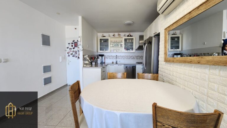 95f241b1-e491-403c-ae5a-9a0be20d4c50