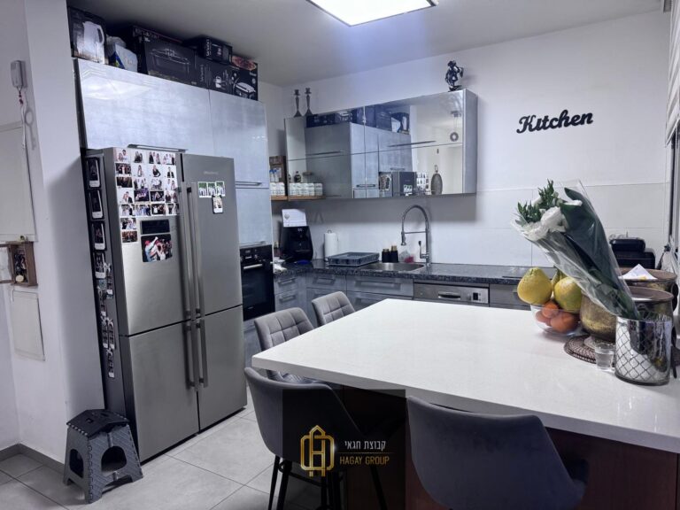 9bb2bfda-9422-4988-9b9d-f2f2856b4515