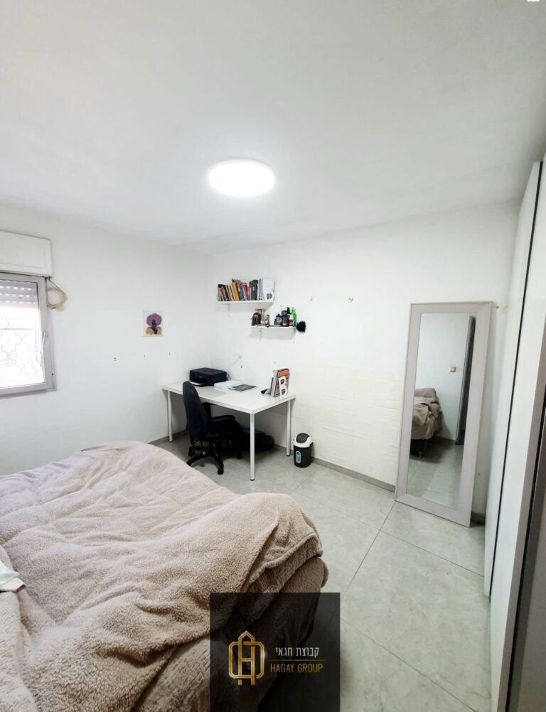 a49715f5-2cb5-4f1a-83bb-a142615d0cea