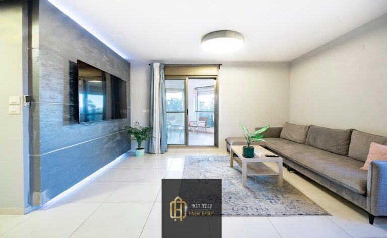 a5aef4a6-1fc8-4b0b-b8e7-a2d4fb8dec06