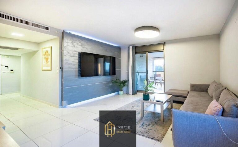 b6ab86ff-f9bf-411c-95da-baf157a0636e