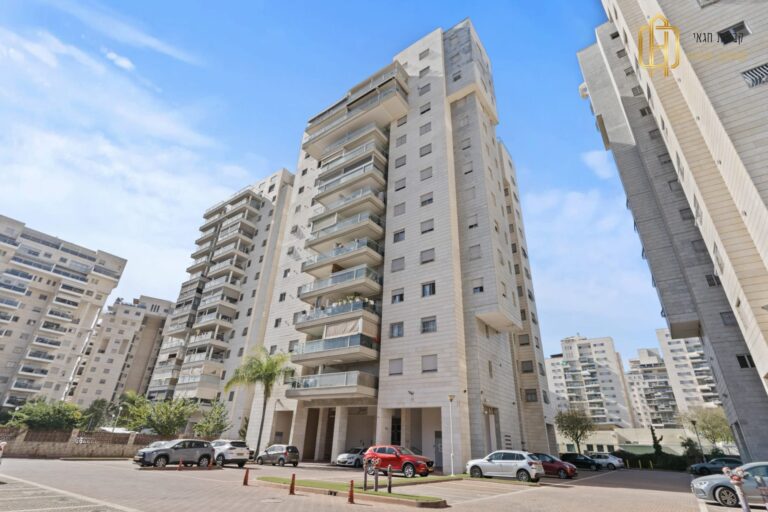 c5c27abe-9987-4fac-b4df-fcc1157fb720