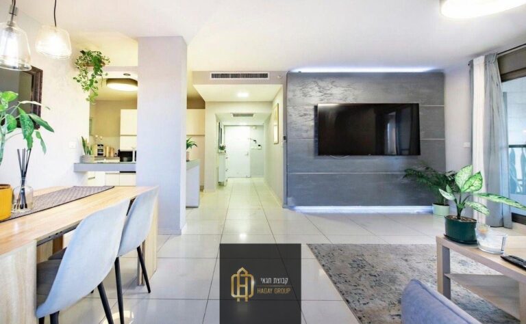 df37399c-d1ee-4933-8aef-aa56bf81c88c