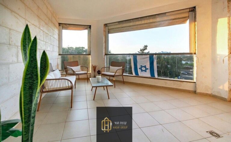 e5daea3d-b46f-450a-82f2-508c268f7b9c