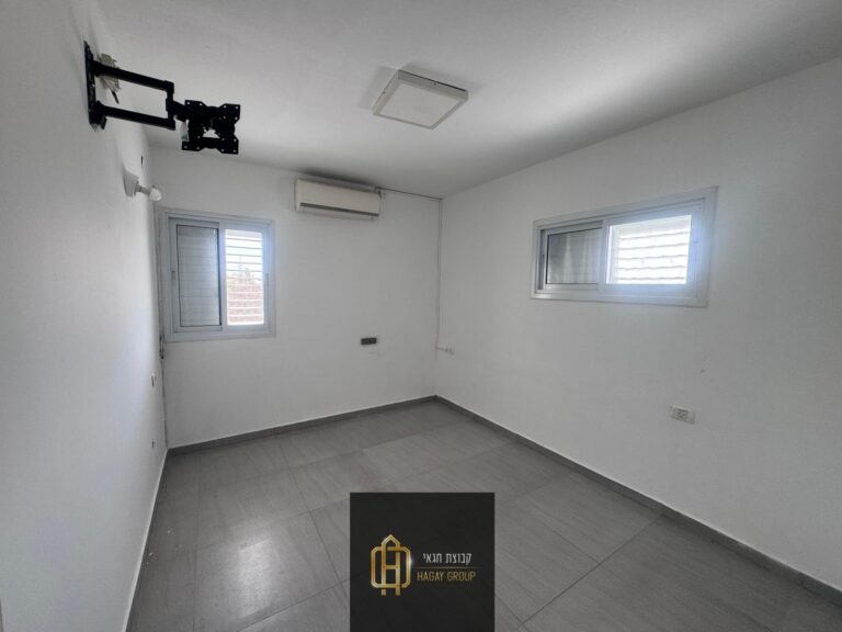 012c794a-7550-4351-9437-b11e4c61857f