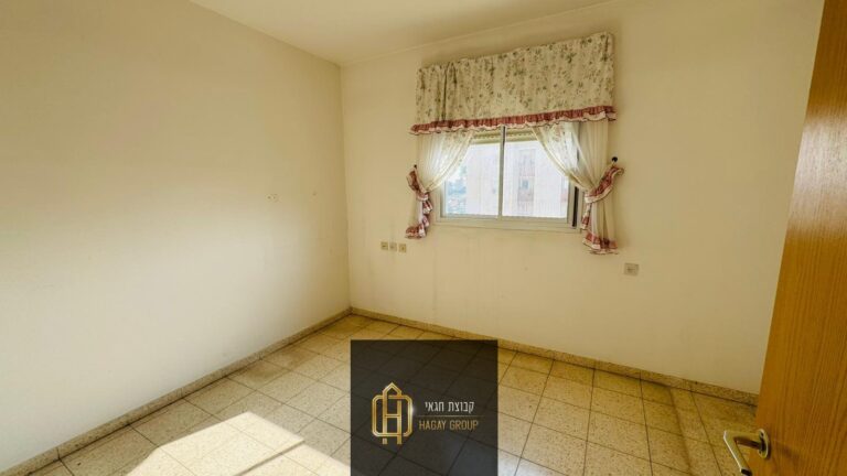 2e68fbf2-cf5a-483f-ac1e-ffe03ccbffdd