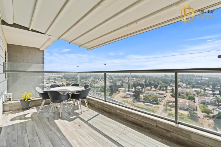 53006e9a-d1c0-49a0-9835-9be221f76db6