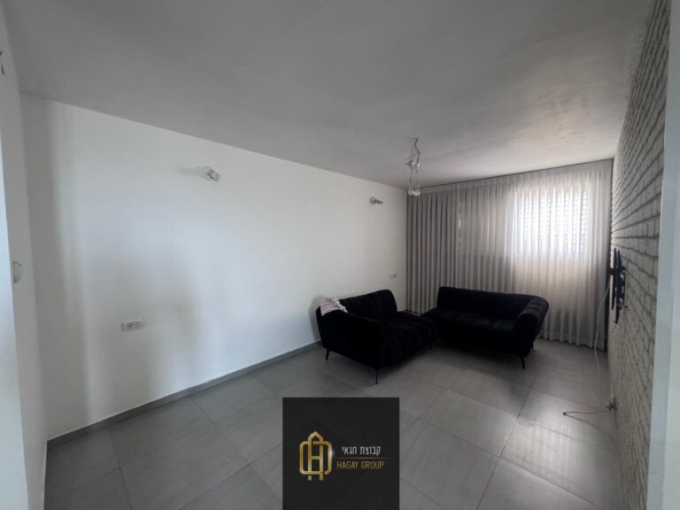 8f172eab-f7c4-4e7a-9c03-ddb3fb5aae2d