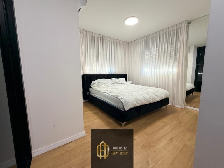 971cdedd-52a2-4852-891e-f925271d006b