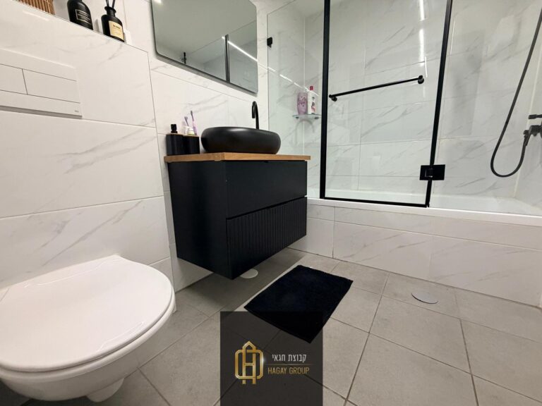 cb8aad20-643b-4922-88b2-c9afc100690f