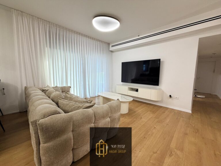 dc48388b-6602-4f94-ad7b-521edfd24ca0