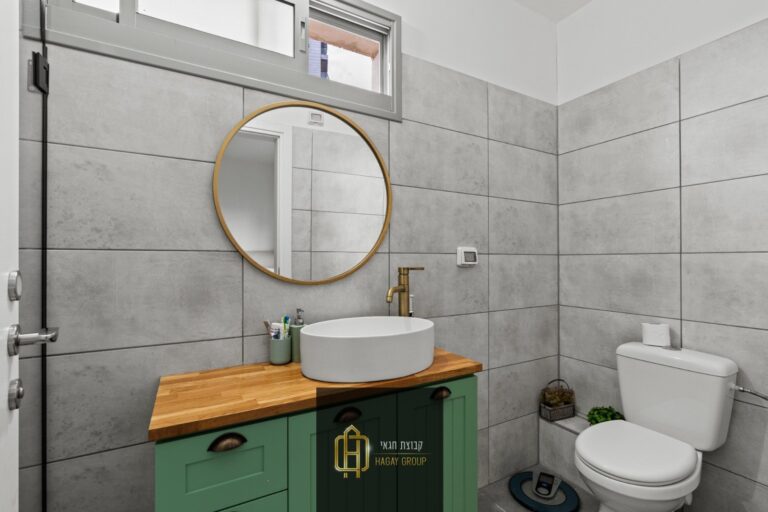 37387442-06a4-480f-87c1-19f6411fdf34