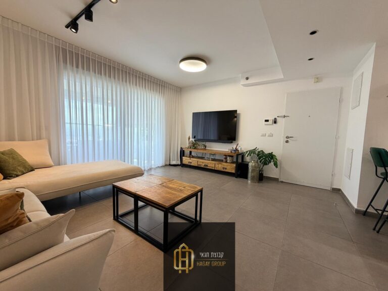 59e4c32d-0b2f-45c0-b033-94376a54789e