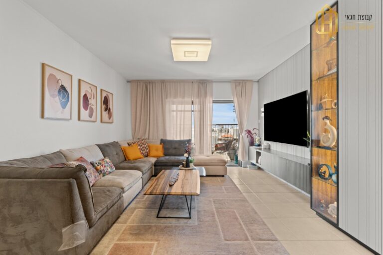 8ab20849-784d-43d5-a36a-9177e785c583