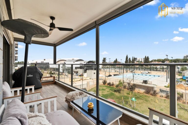 9c28fe7d-04f3-494b-a585-b6d8bf6467a0