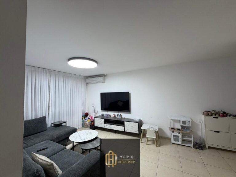 a79db3a8-9fa5-4682-9860-6754e660b323