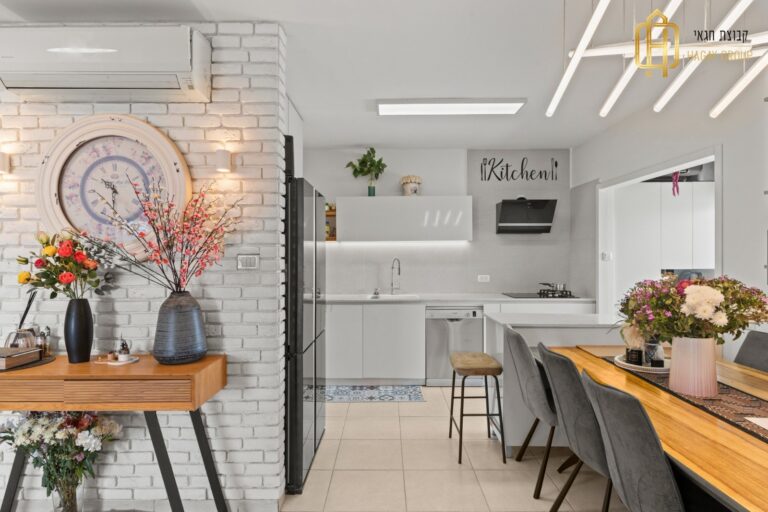 aa45269f-66b4-4973-bd66-cf87dbb97ba1