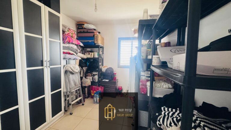 b30dd72d-7602-4d14-81d4-772df60796dd