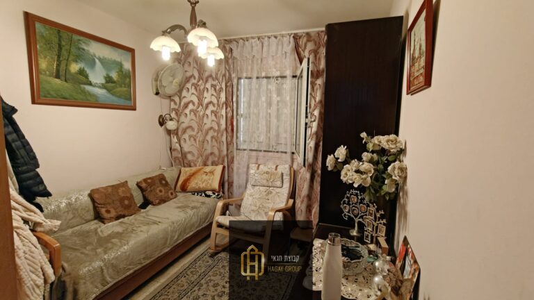 b4cae4b8-f90d-47b6-a691-01ae22c0ce21