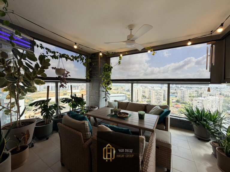 bc2af5b0-95b7-4633-a2e7-6ca21da2ec64