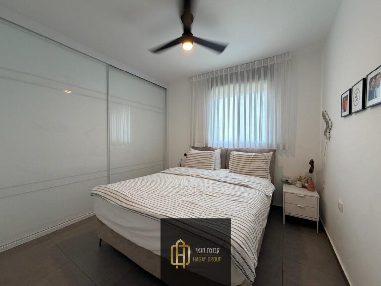 c9ad7dff-08f1-44bc-acd1-bb5fbda2d5d9